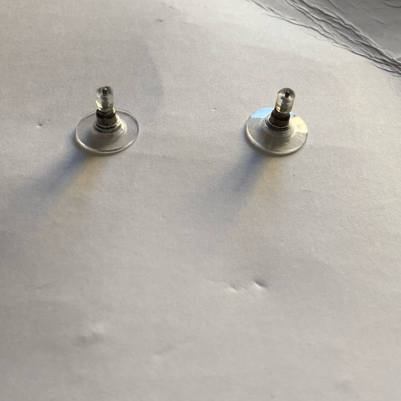 New Silver Teardrop Rhinestone Earrings - Picture 3 of 3